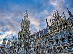 开云体育 投注-德国杯集结日再迎强敌，金州勇士刷新队史纪录，主帅态度——气氛紧张，纪律约束更严格(骑士对战勇士总决赛3比0最新消息)