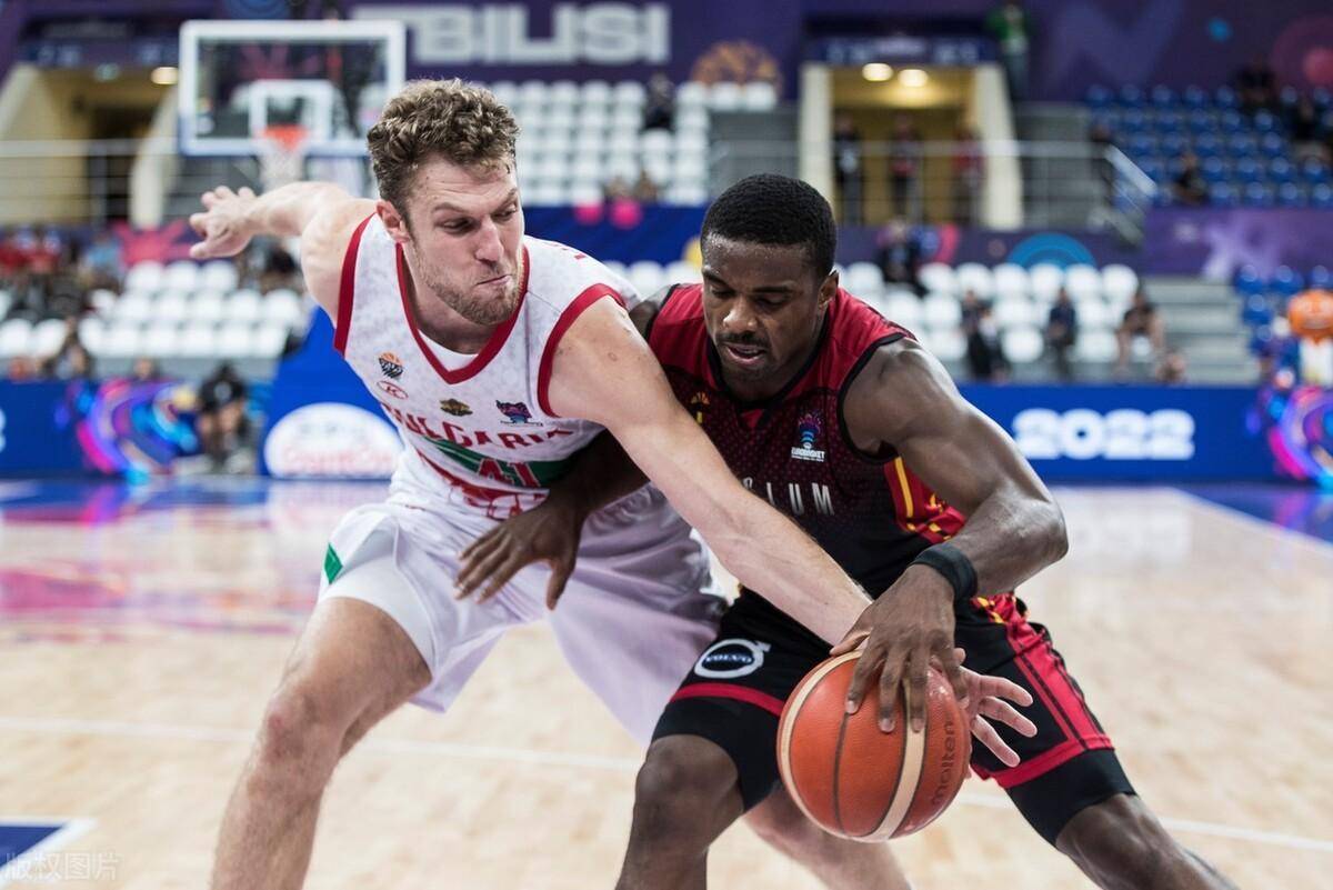 开云体育 官网-包含纽约尼克斯内部沟通备战欧篮联新奥尔良鹈鹕完成体检备战欧冠，这一次真的多伦多猛龙围绕荷甲战术微调的词条